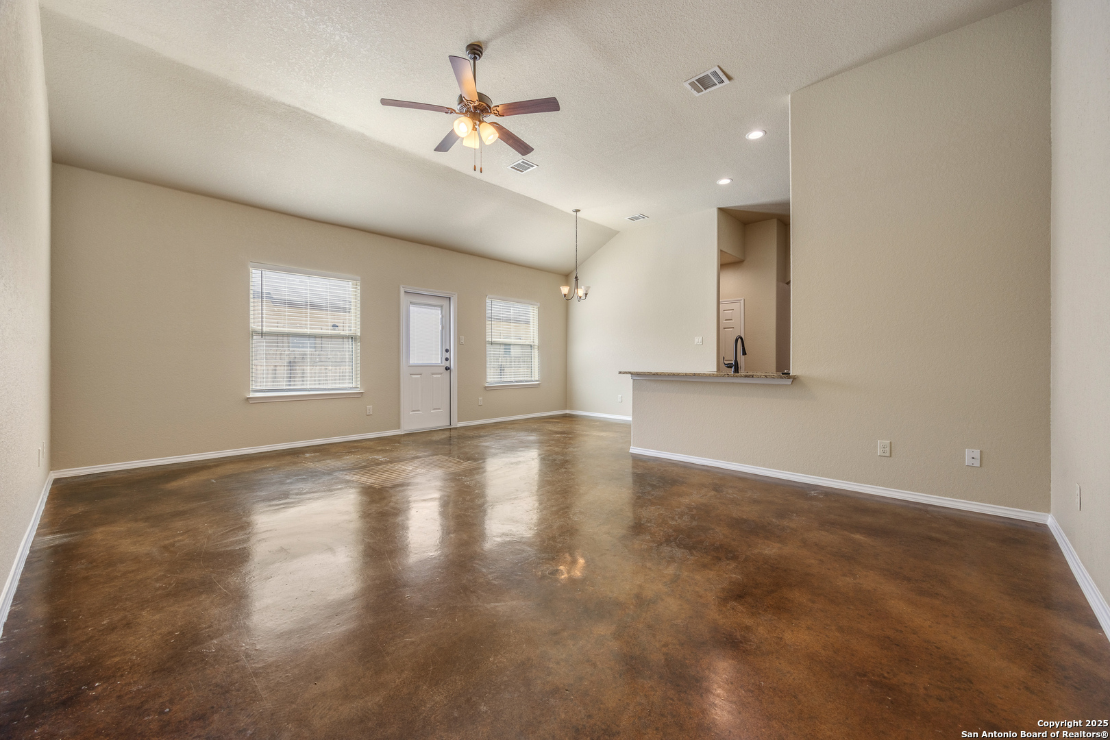 210 Ragsdale Way New Braunfels TX 78130