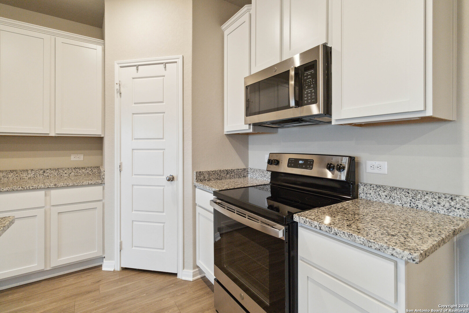 1033 Windflower New Braunfels TX 78130