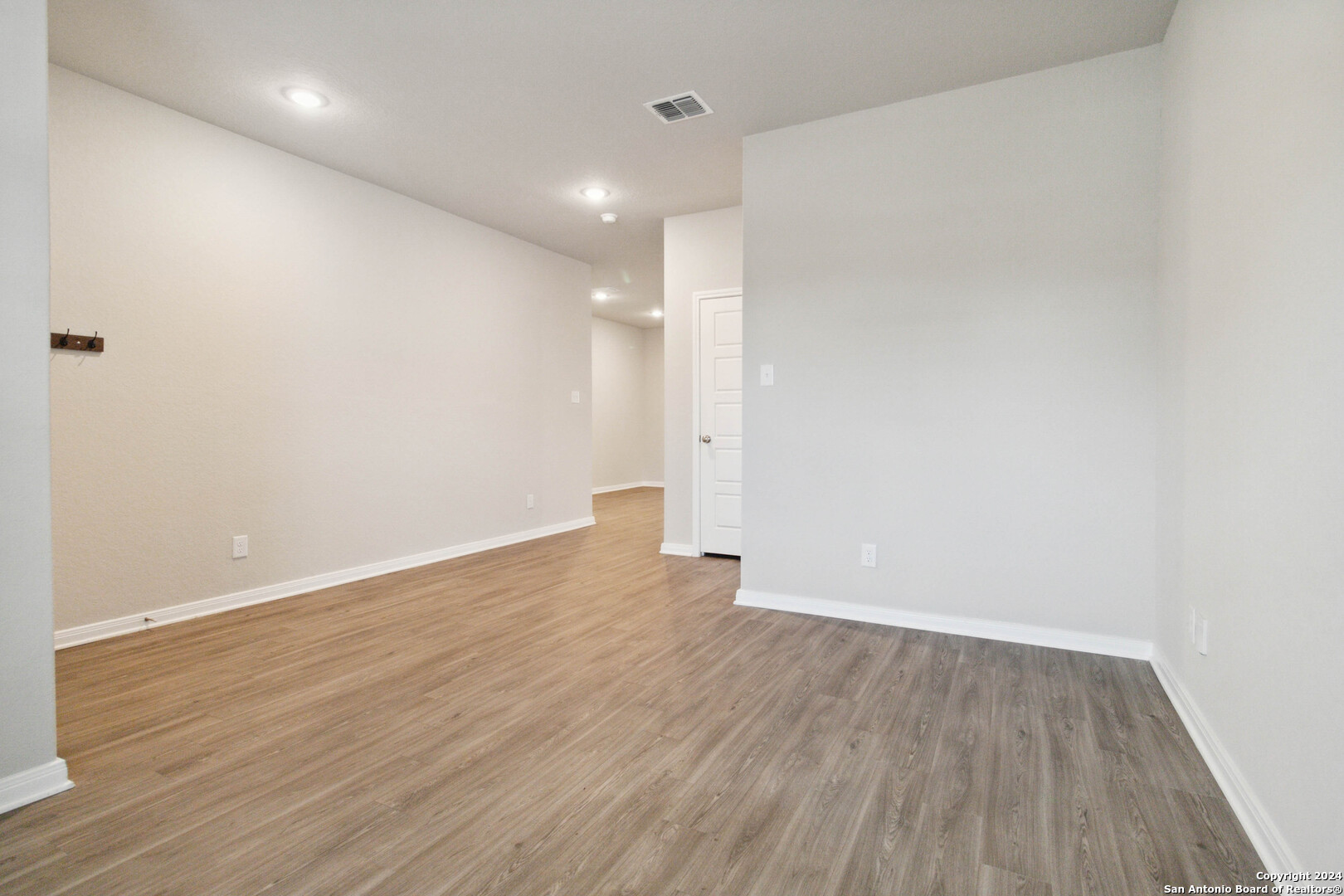 1033 Windflower New Braunfels TX 78130