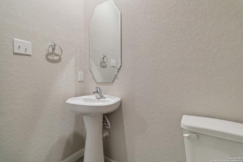 1033 Windflower New Braunfels TX 78130