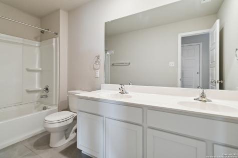 1033 Windflower New Braunfels TX 78130