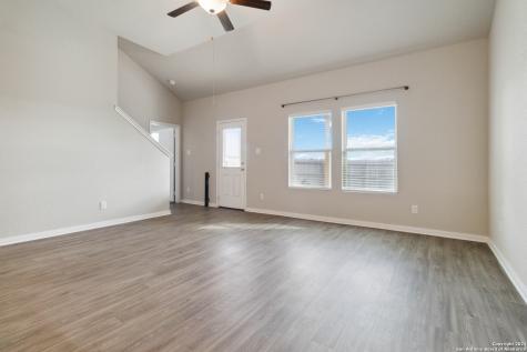 1033 Windflower New Braunfels TX 78130