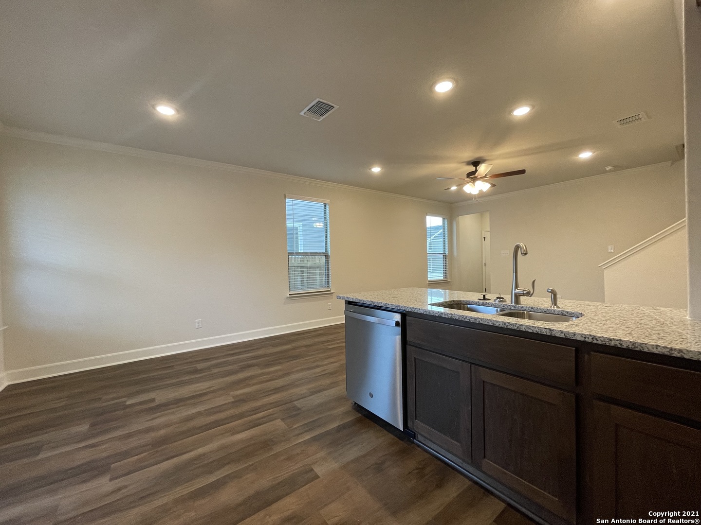 2207 Lynwood Bend San Antonio TX 78245