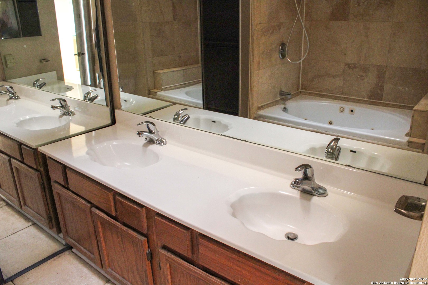 4222 Clear Lake Drive San Antonio TX 78217