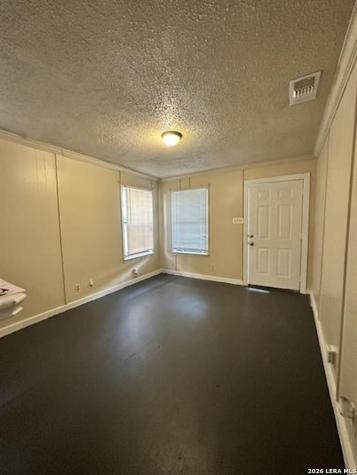 325 E French Place San Antonio TX 78212