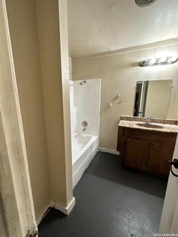 325 E French Place San Antonio TX 78212