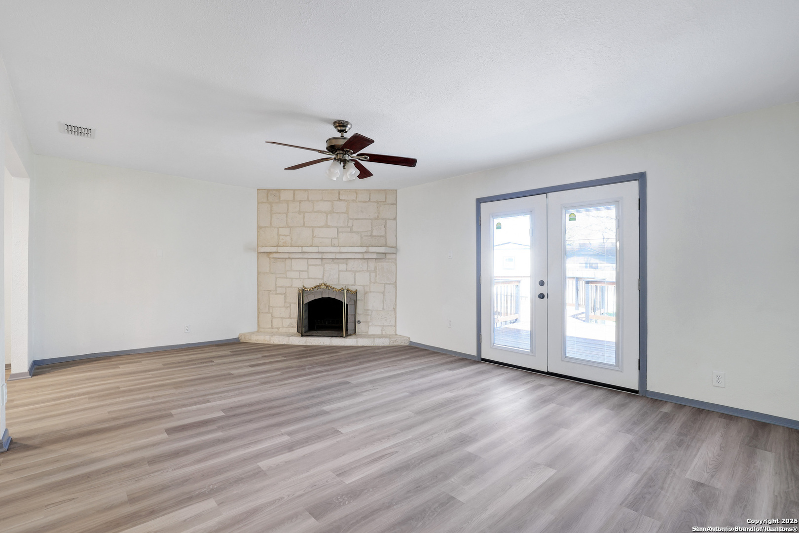 12614 Moss Hollow Street Live Oak TX 78233