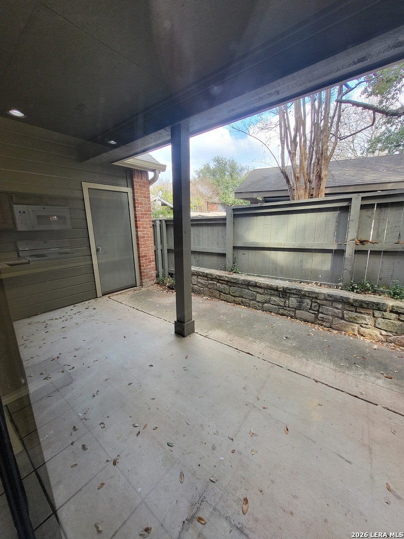 31 Chapel Hill San Antonio TX 78240