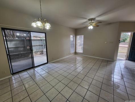 31 Chapel Hill San Antonio TX 78240