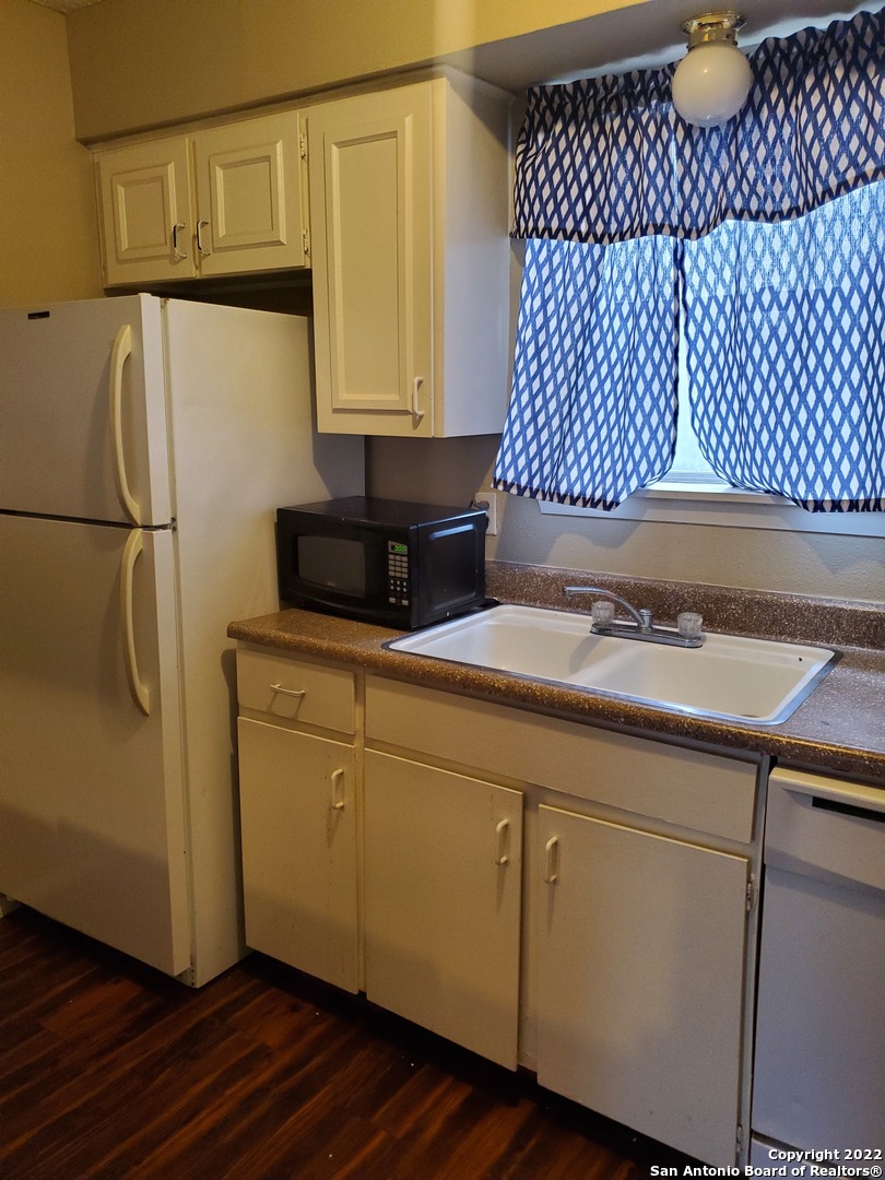 3243 Nacogdoches Road San Antonio TX 78217