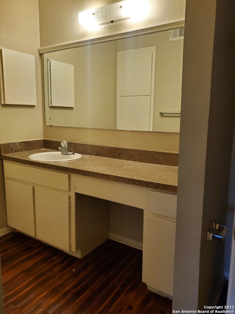 3243 Nacogdoches Road San Antonio TX 78217
