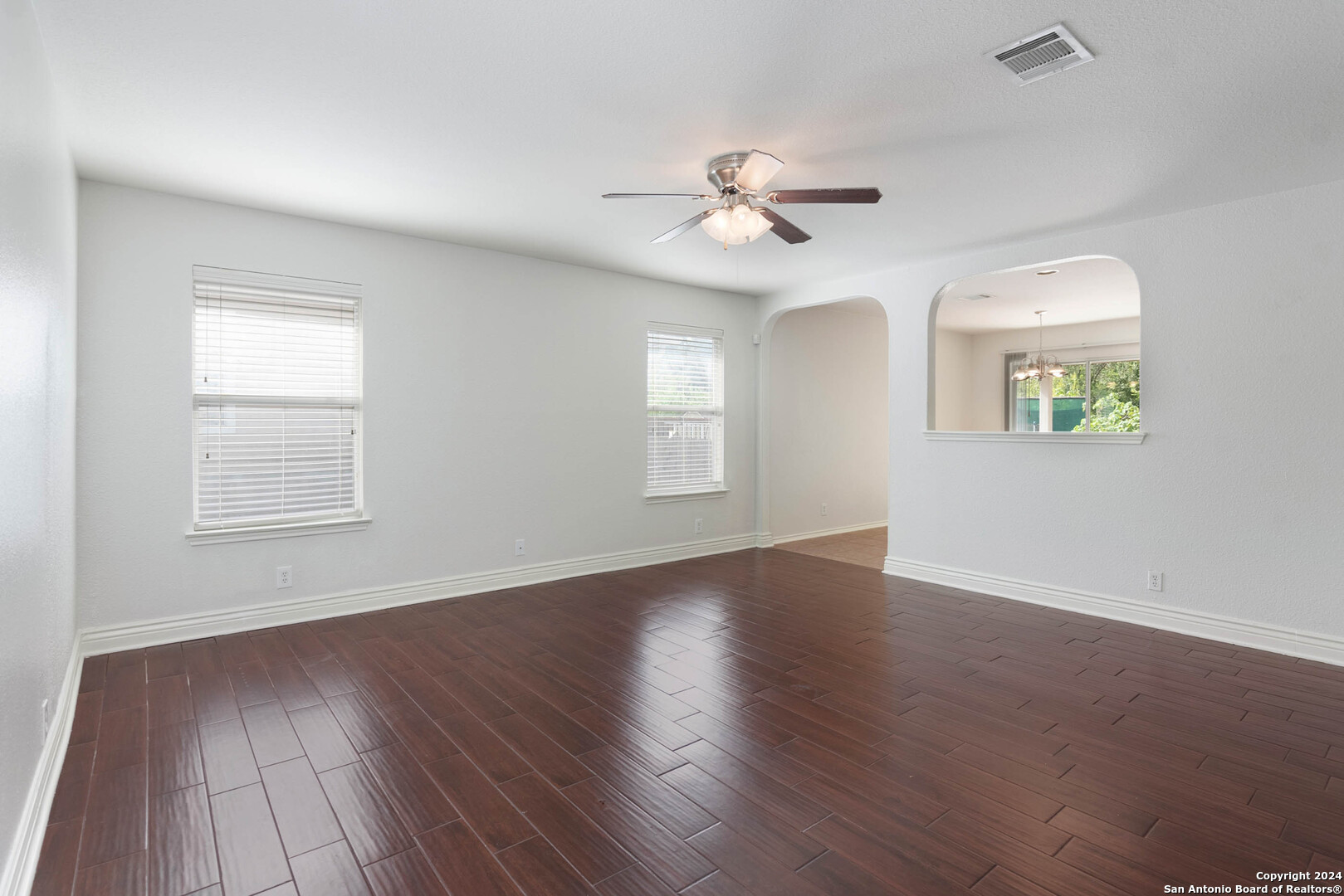 1047 Daffodil Way San Antonio TX 78245