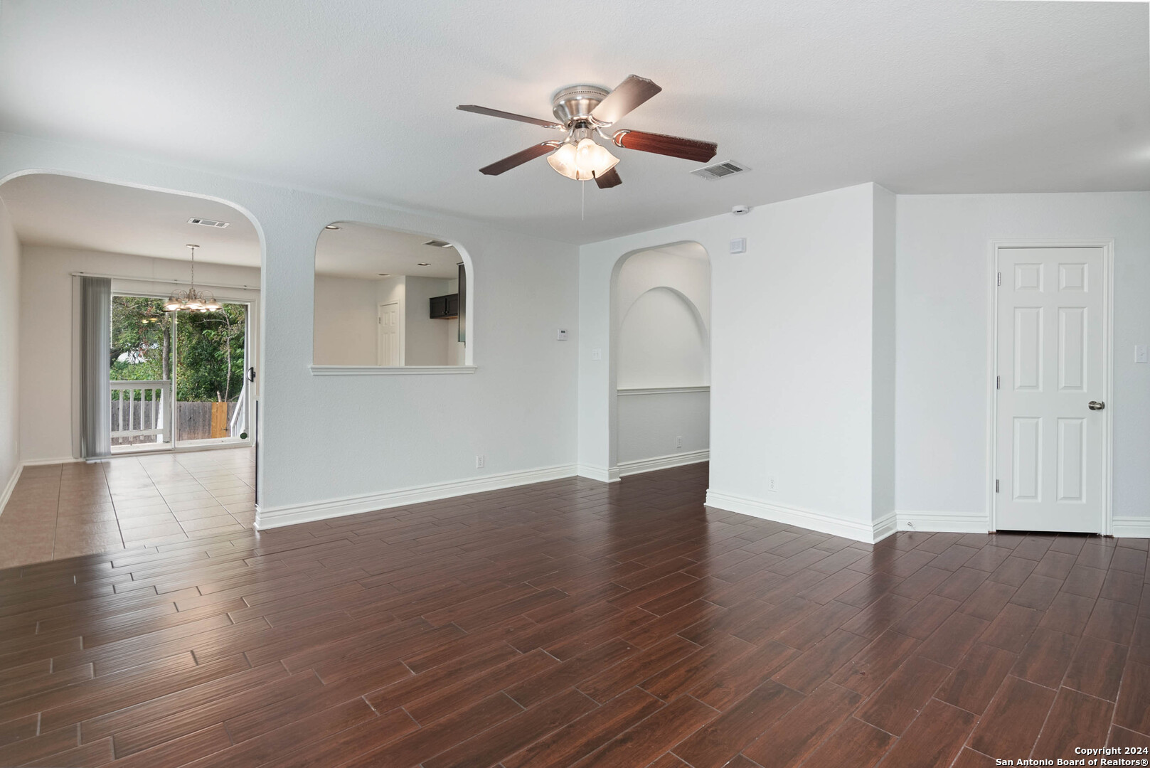 1047 Daffodil Way San Antonio TX 78245