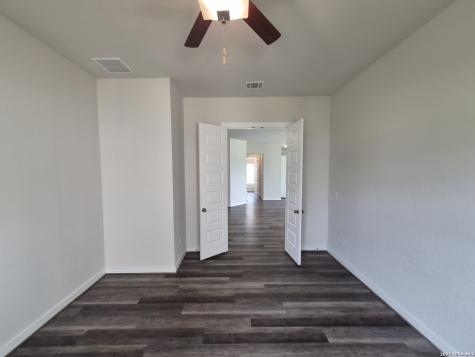 11321 Hollering Pass Schertz TX 78154