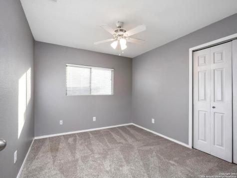 107 Venezia San Antonio TX 78253