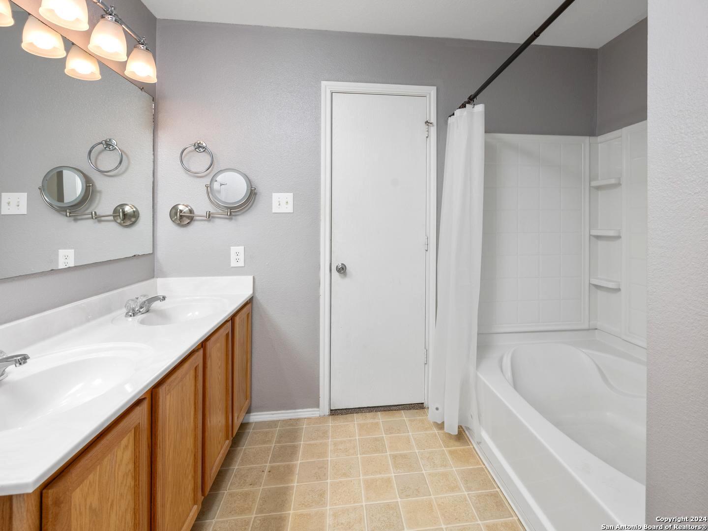 107 Venezia San Antonio TX 78253