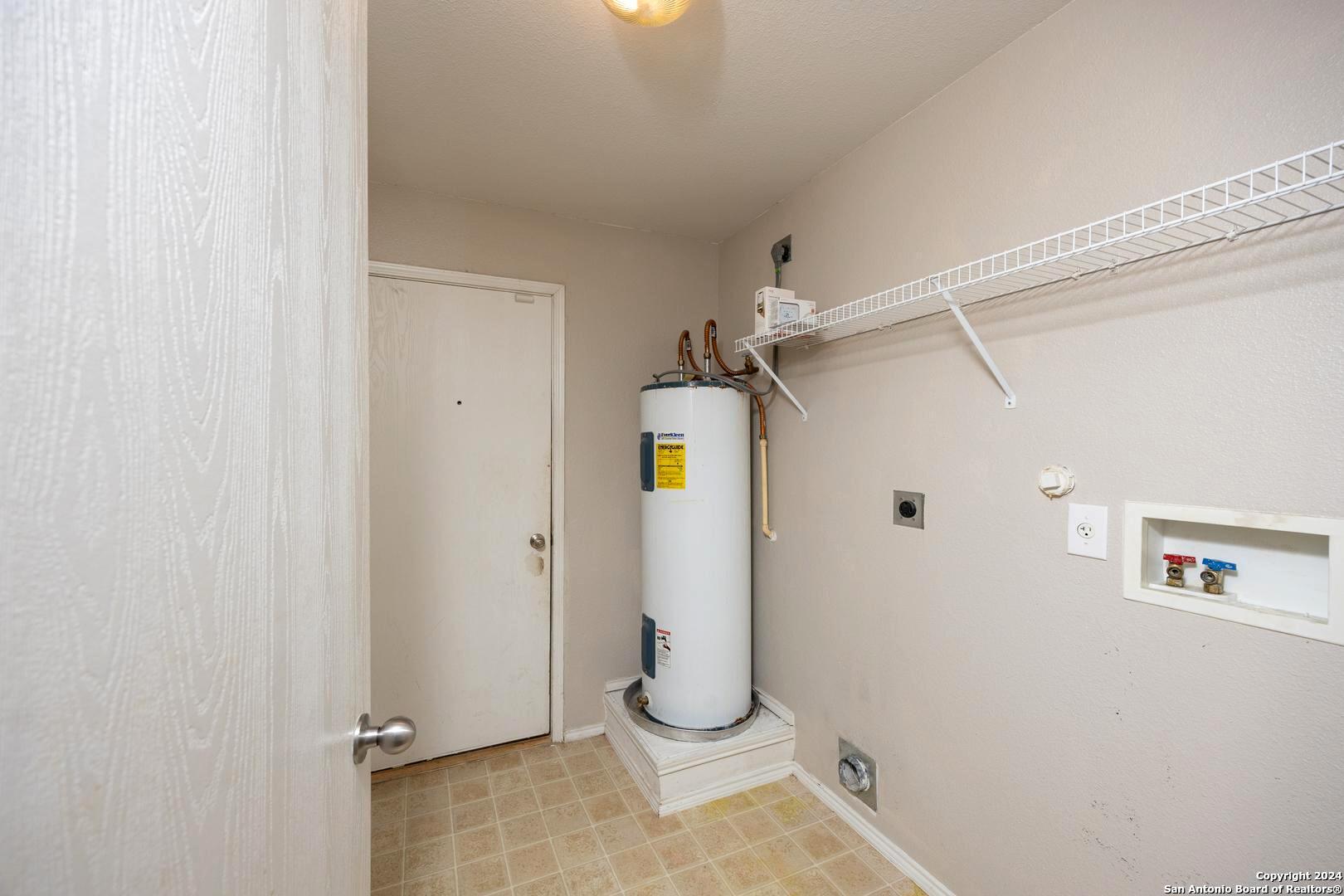 107 Venezia San Antonio TX 78253