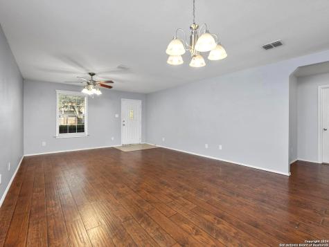 107 Venezia San Antonio TX 78253