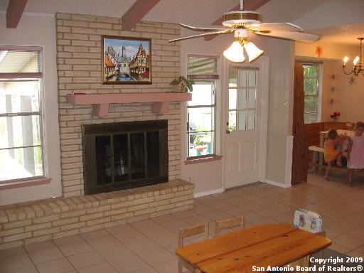 13835 Kingsbury Hill San Antonio TX 78217