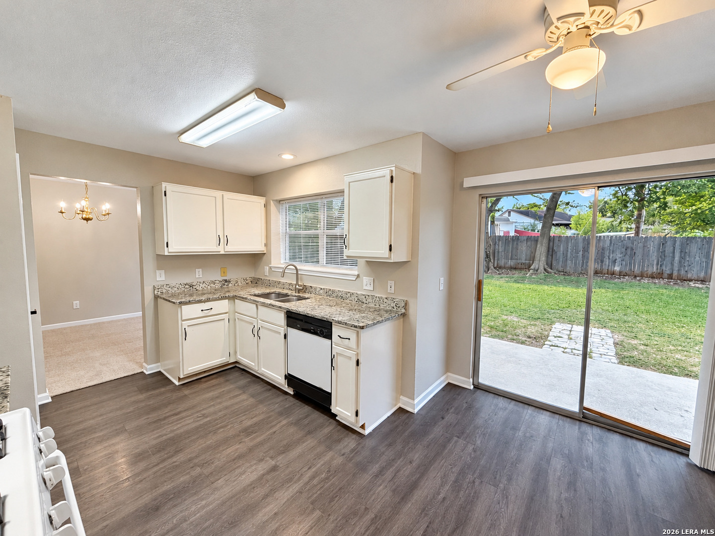 10607 Coyote Hill Converse TX 78109