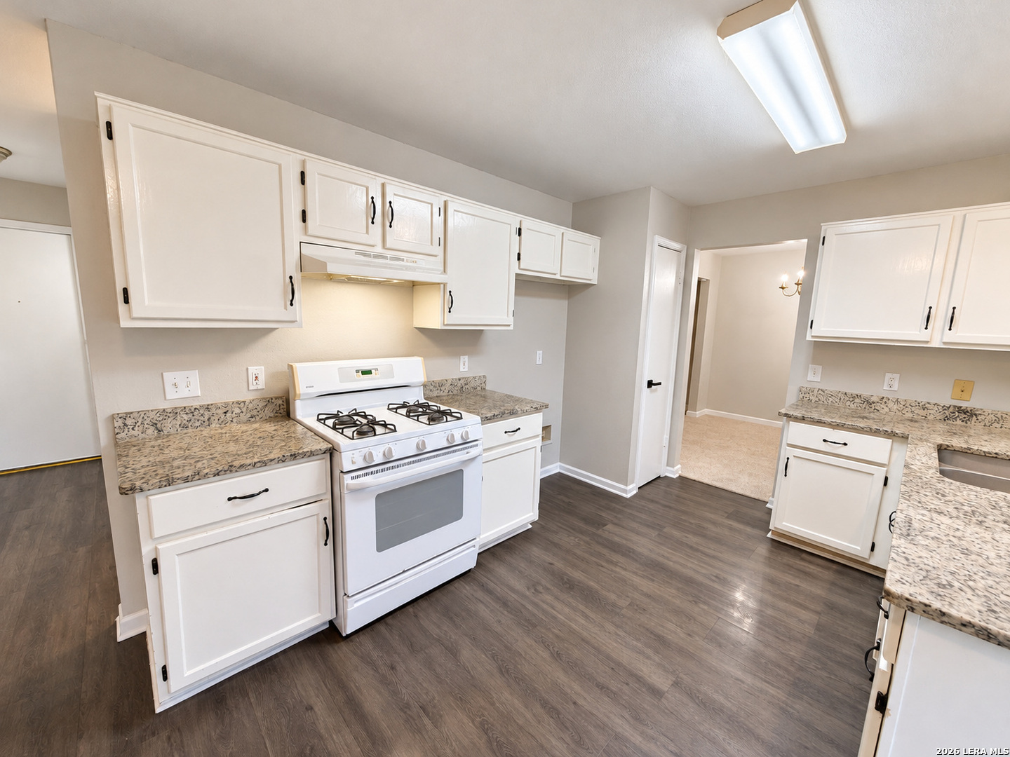 10607 Coyote Hill Converse TX 78109