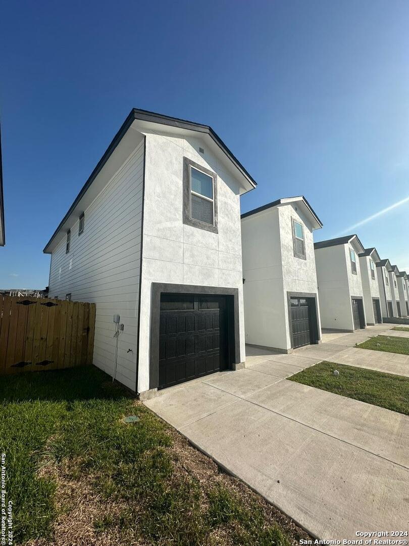 8438 Via Verona San Antonio TX 78227