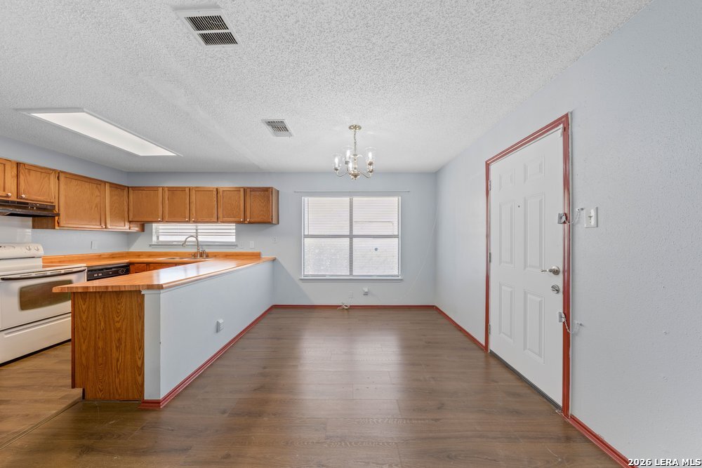 7919 Wayside Trail San Antonio TX 78244