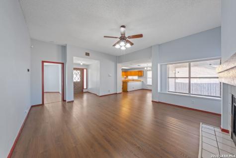 7919 Wayside Trail San Antonio TX 78244