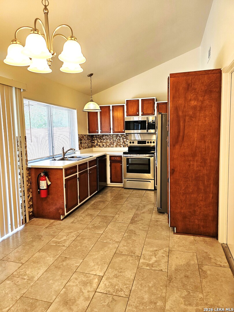 9514 Quicksilver San Antonio TX 78245