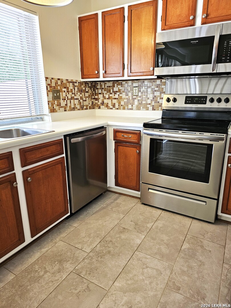 9514 Quicksilver San Antonio TX 78245