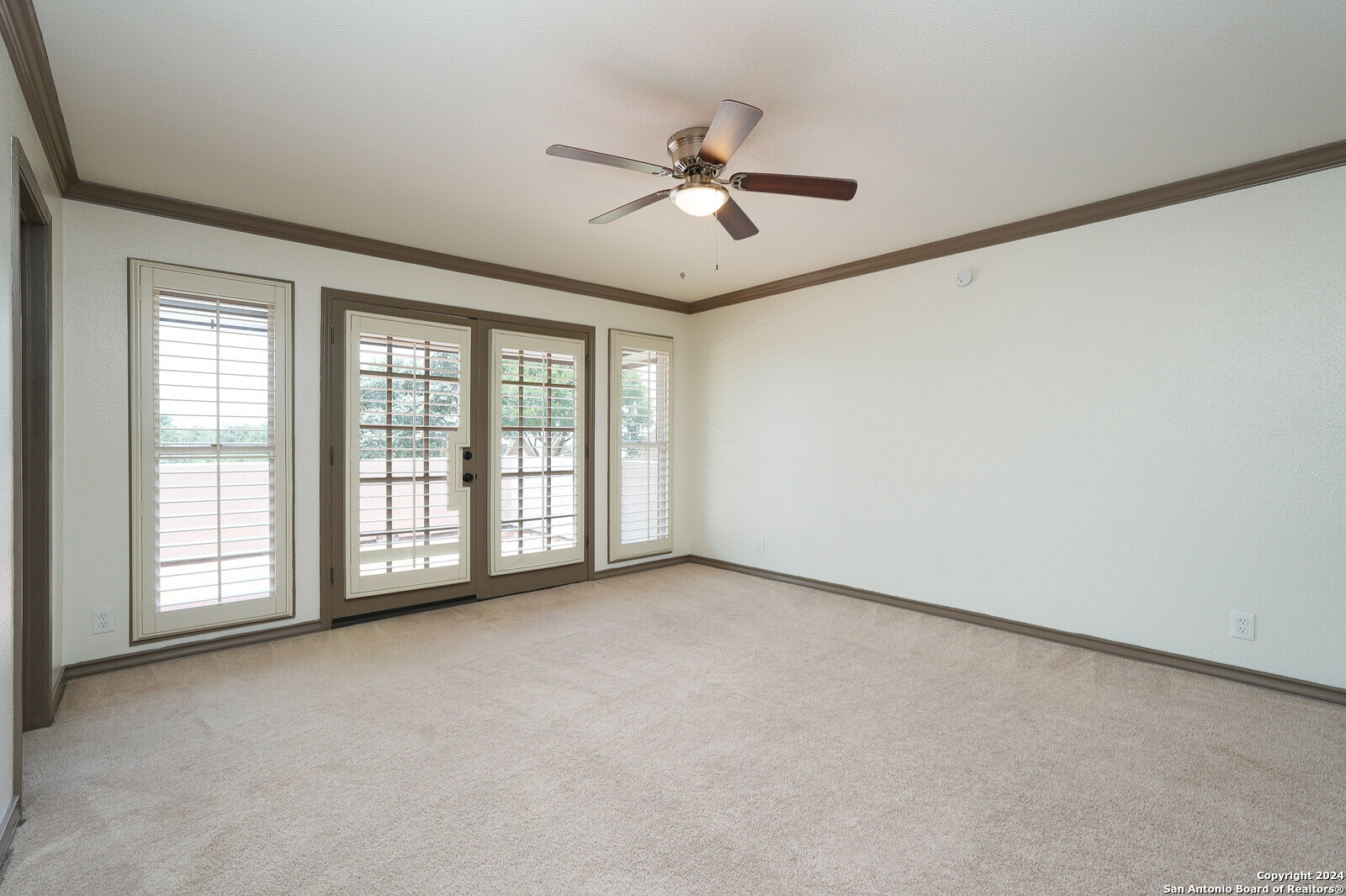 19206 E Birdsong San Antonio TX 78258