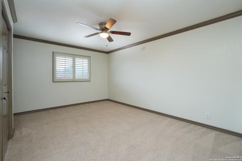 19206 E Birdsong San Antonio TX 78258