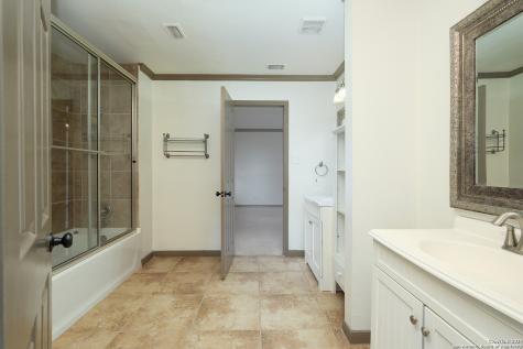 19206 E Birdsong San Antonio TX 78258