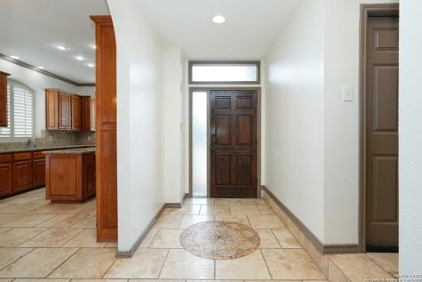 19206 E Birdsong San Antonio TX 78258