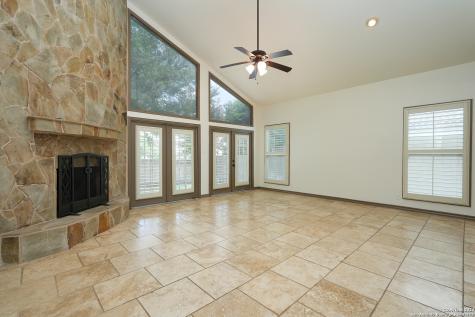 19206 E Birdsong San Antonio TX 78258