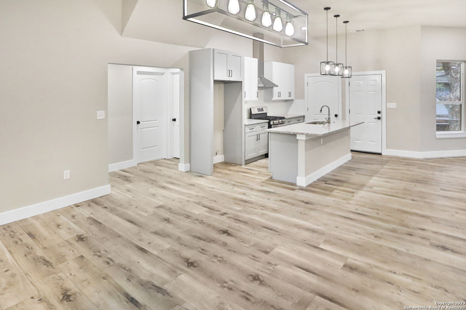 858 Steves Avenue San Antonio TX 78210