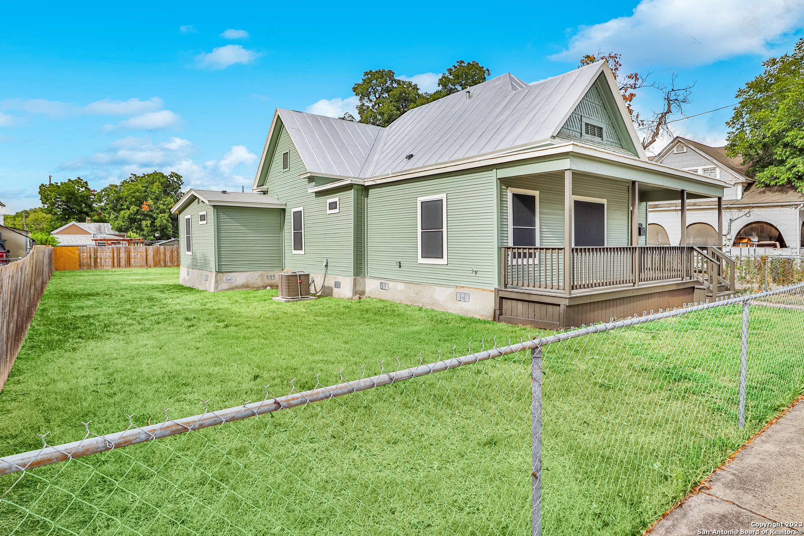 858 Steves Avenue San Antonio TX 78210