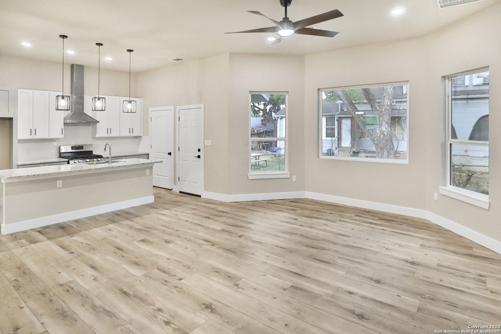 858 Steves Avenue San Antonio TX 78210