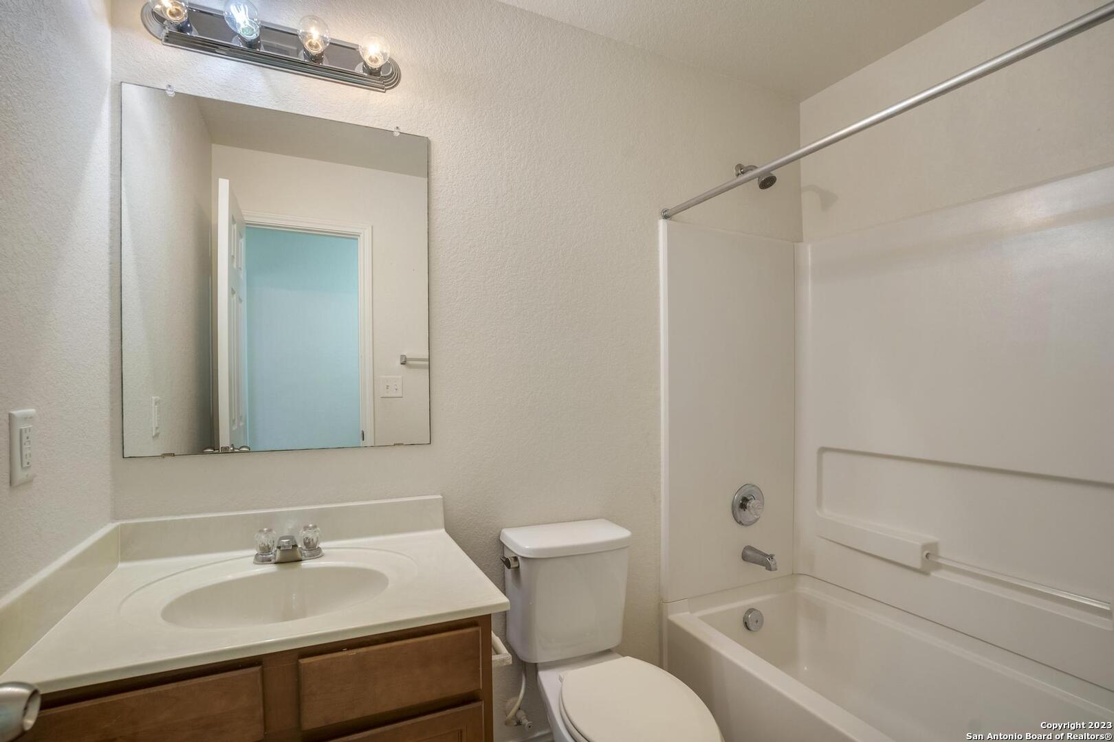 9539 Lookover Bay Converse TX 78109