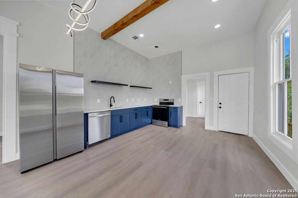 1219 Muncey San Antonio TX 78208