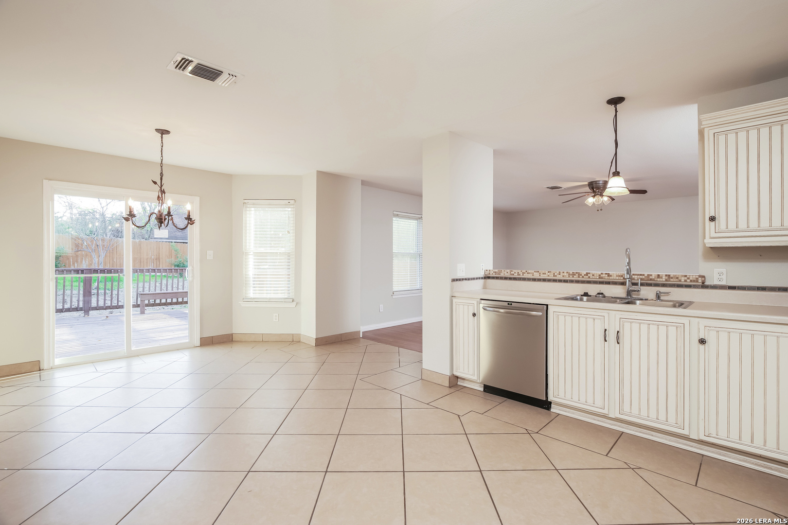 3438 Columbia Cibolo TX 78108