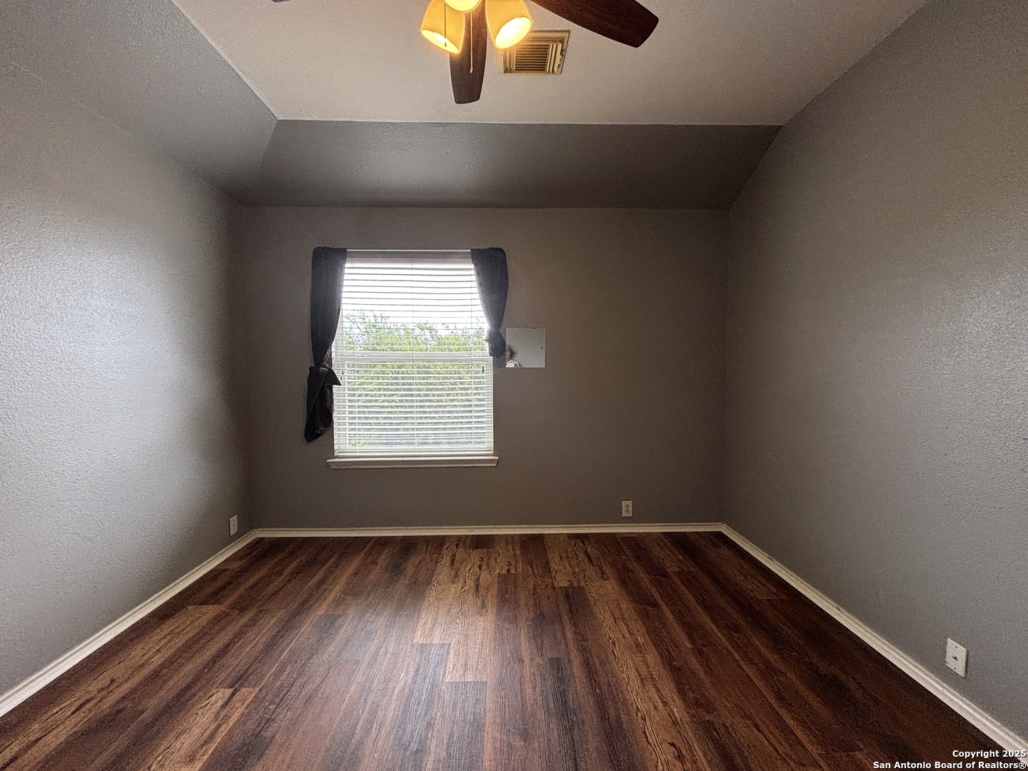 21511 Rio Comal San Antonio TX 78259