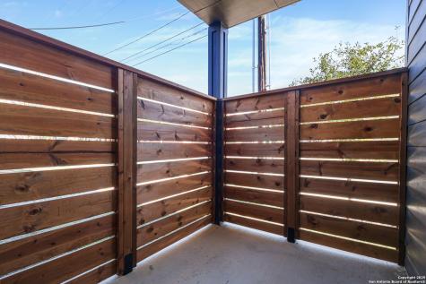 1021 S Hackberry San Antonio TX 78210
