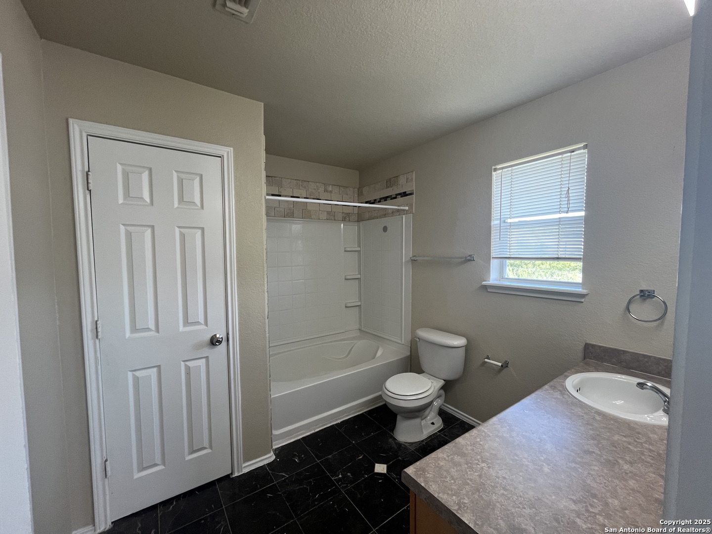 7002 Hallie Spirit San Antonio TX 78227