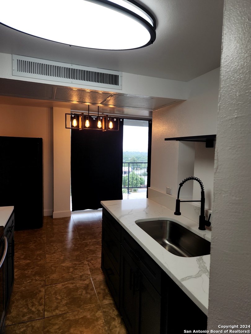 7039 San Pedro Avenue San Antonio TX 78216