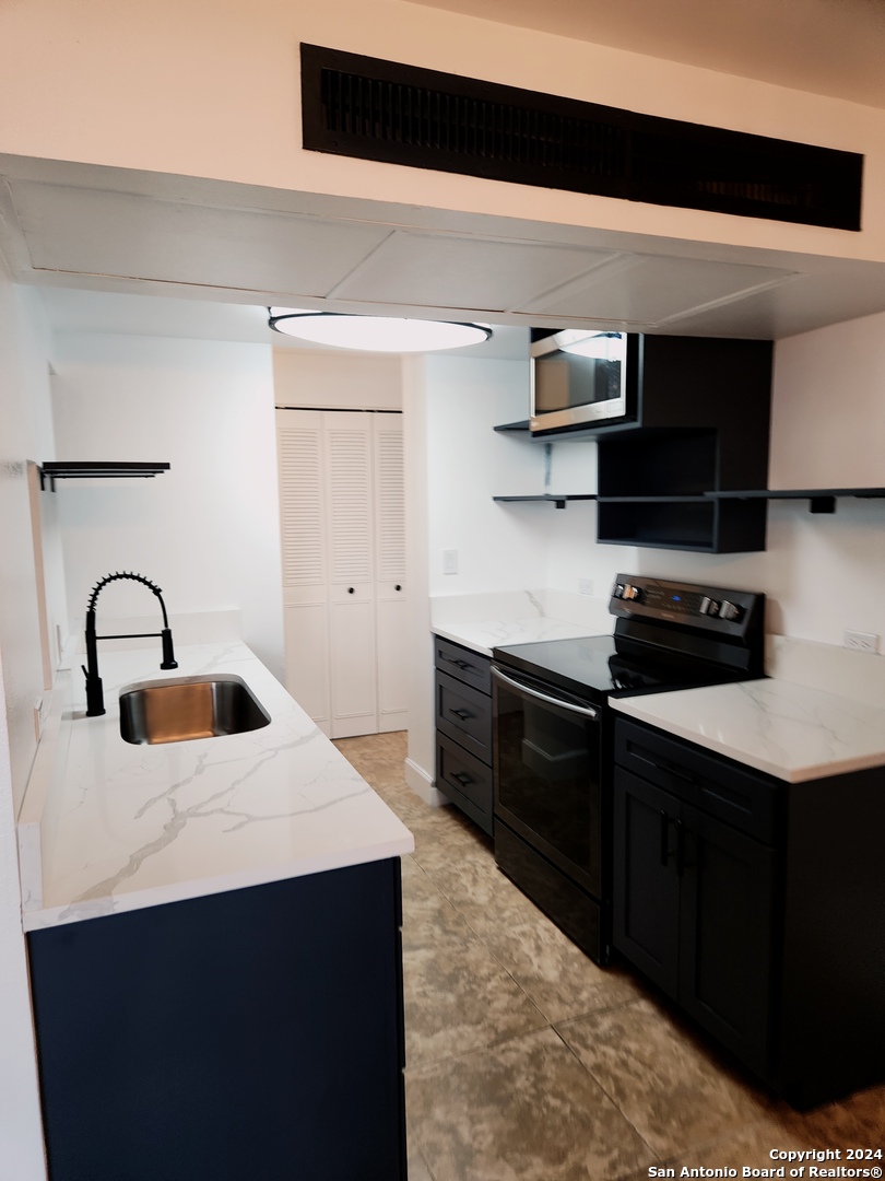 7039 San Pedro Avenue San Antonio TX 78216