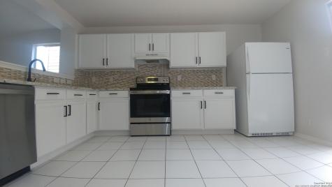 111 Cindy Lou Drive San Antonio TX 78249