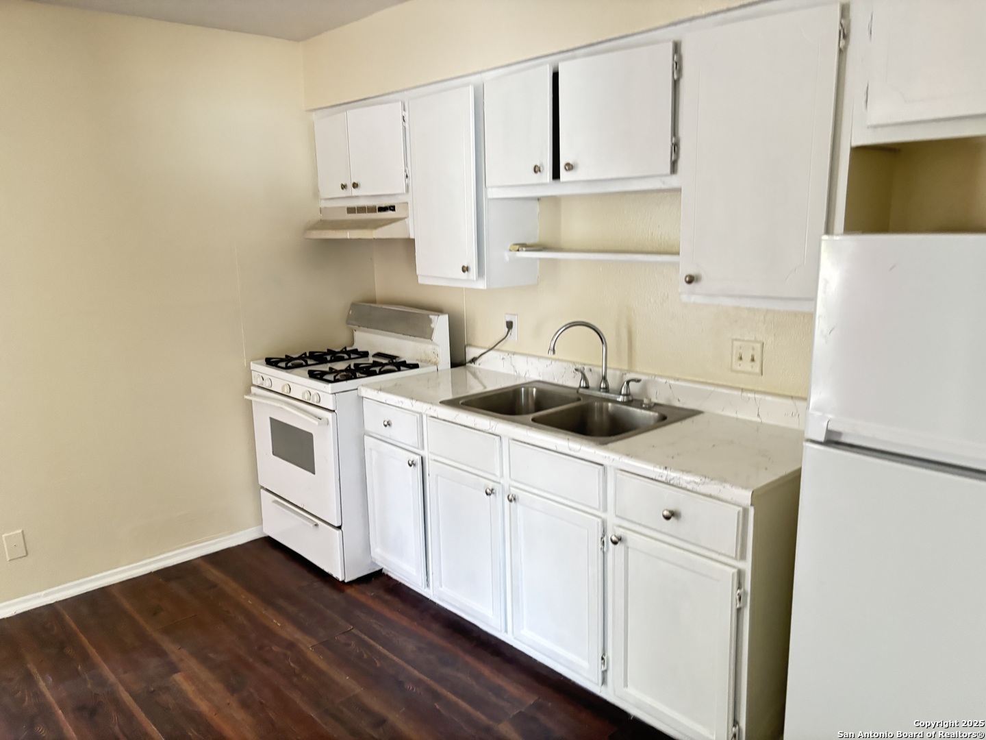 5602 Bienville San Antonio TX 78233