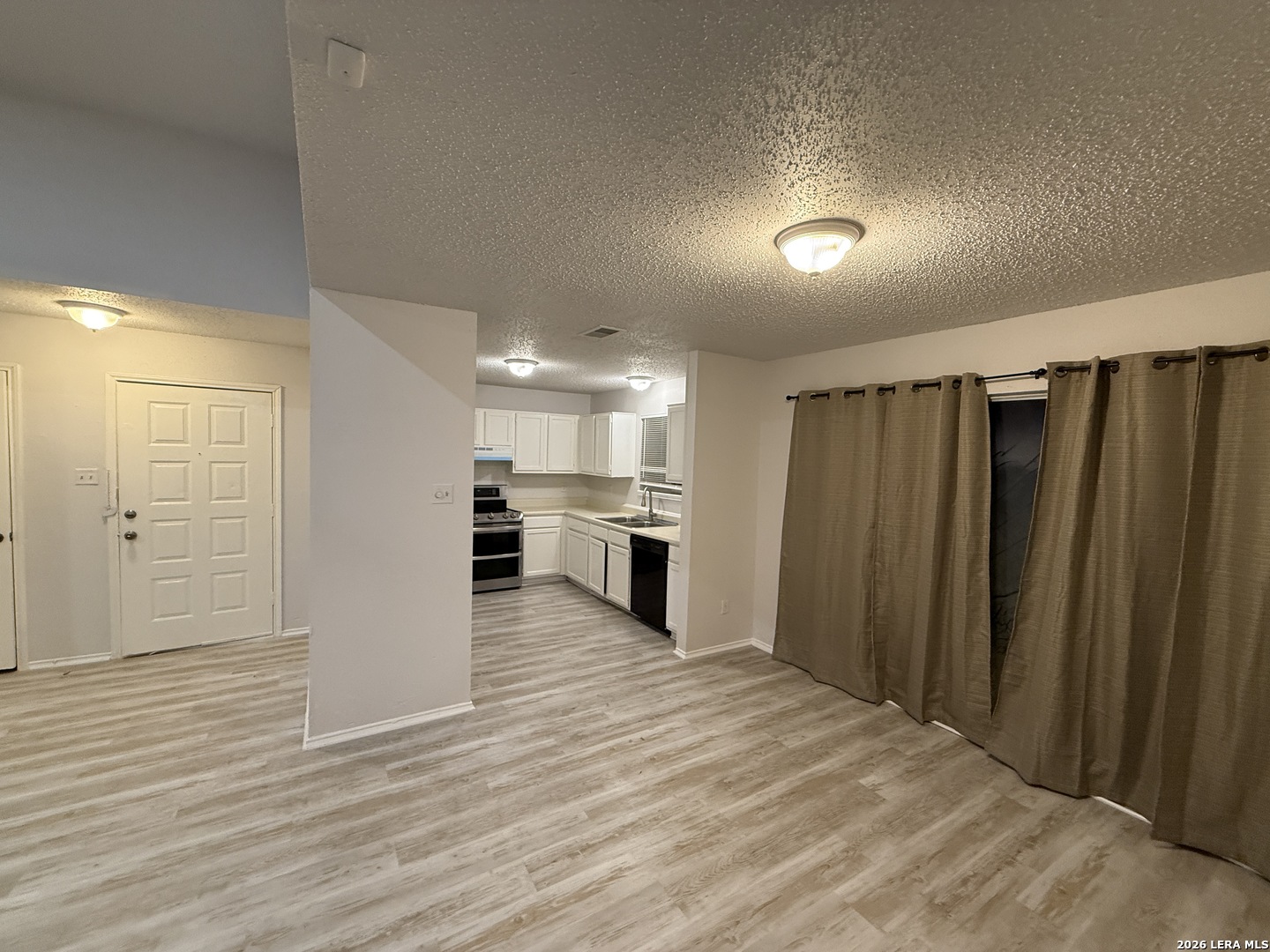 11371 Fish Springs San Antonio TX 78245