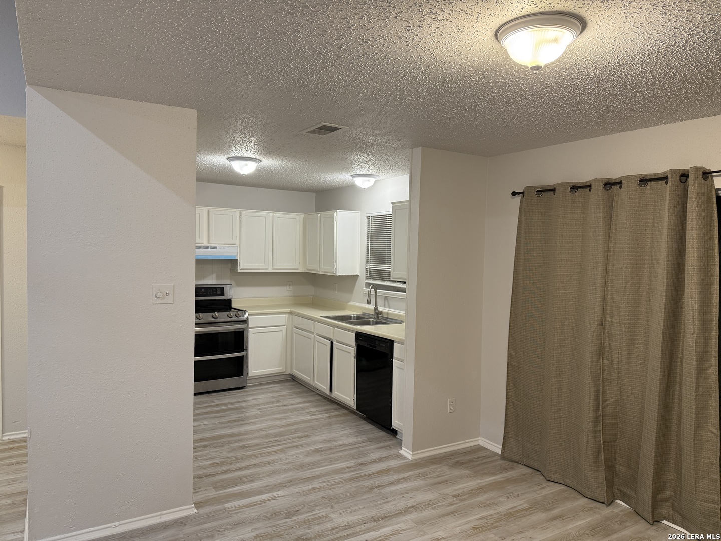 11371 Fish Springs San Antonio TX 78245